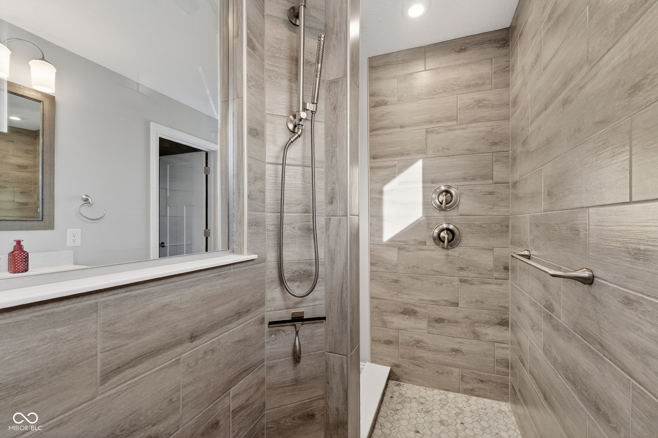 Fishers, Indiana, 46037, United States, 4 Bedrooms Bedrooms, ,3 BathroomsBathrooms,Residential,For Sale,2013511