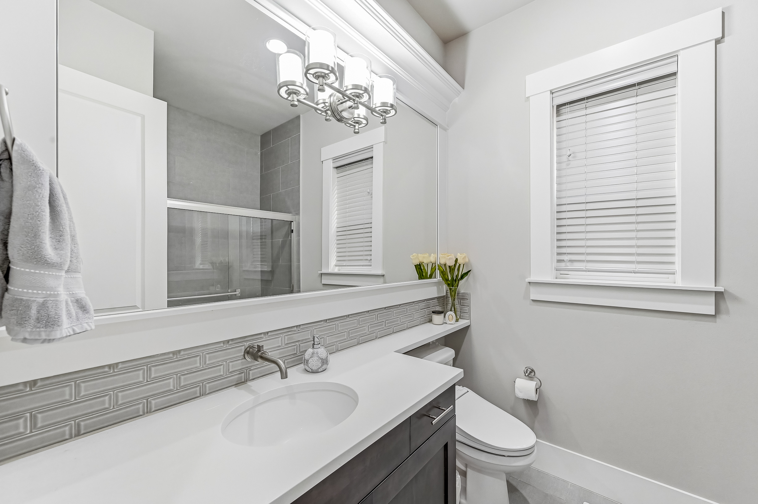  13628 Northeast 133rd Place, Kirkland, WA 98034 - 物件實景