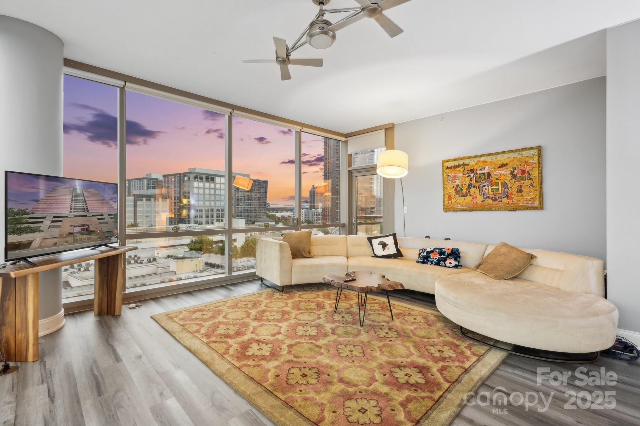 Charlotte, North Carolina, 28203, United States, 2 Bedrooms Bedrooms, ,2 BathroomsBathrooms,Residential,For Sale,1794161