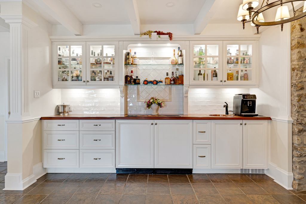 Drummond-North Elmsley, Ontario, K7H0G5, CA, 8 Bedrooms Bedrooms, ,7 BathroomsBathrooms,Residential,For Sale,1991661