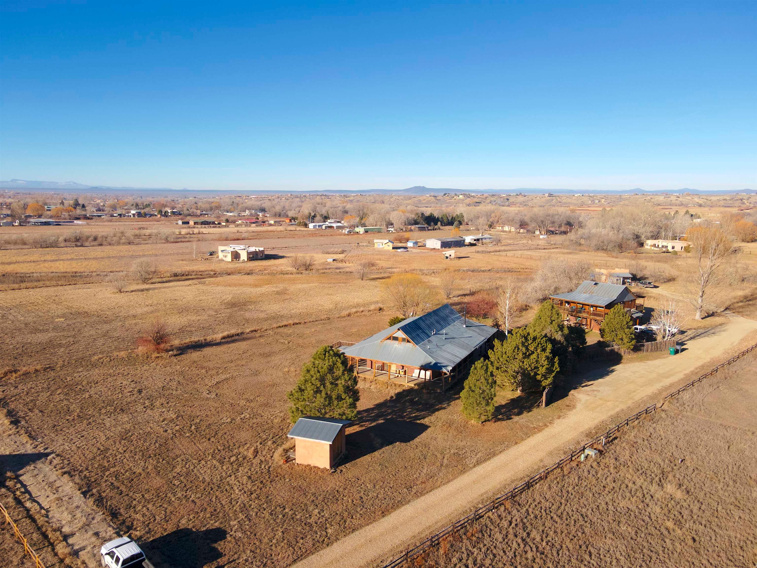 Taos, New Mexico, 87571, United States, 5 Bedrooms Bedrooms, ,5 BathroomsBathrooms,Residential,For Sale,1850359
