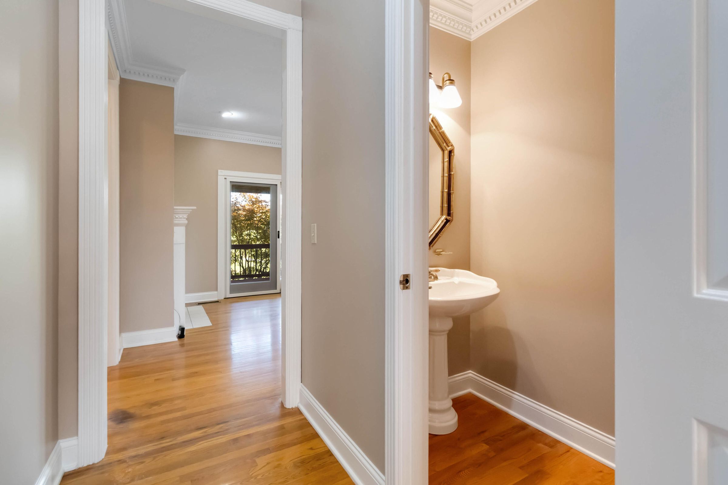 London, Kentucky, 40744, United States, 5 Bedrooms Bedrooms, ,4 BathroomsBathrooms,Residential,For Sale,2006451