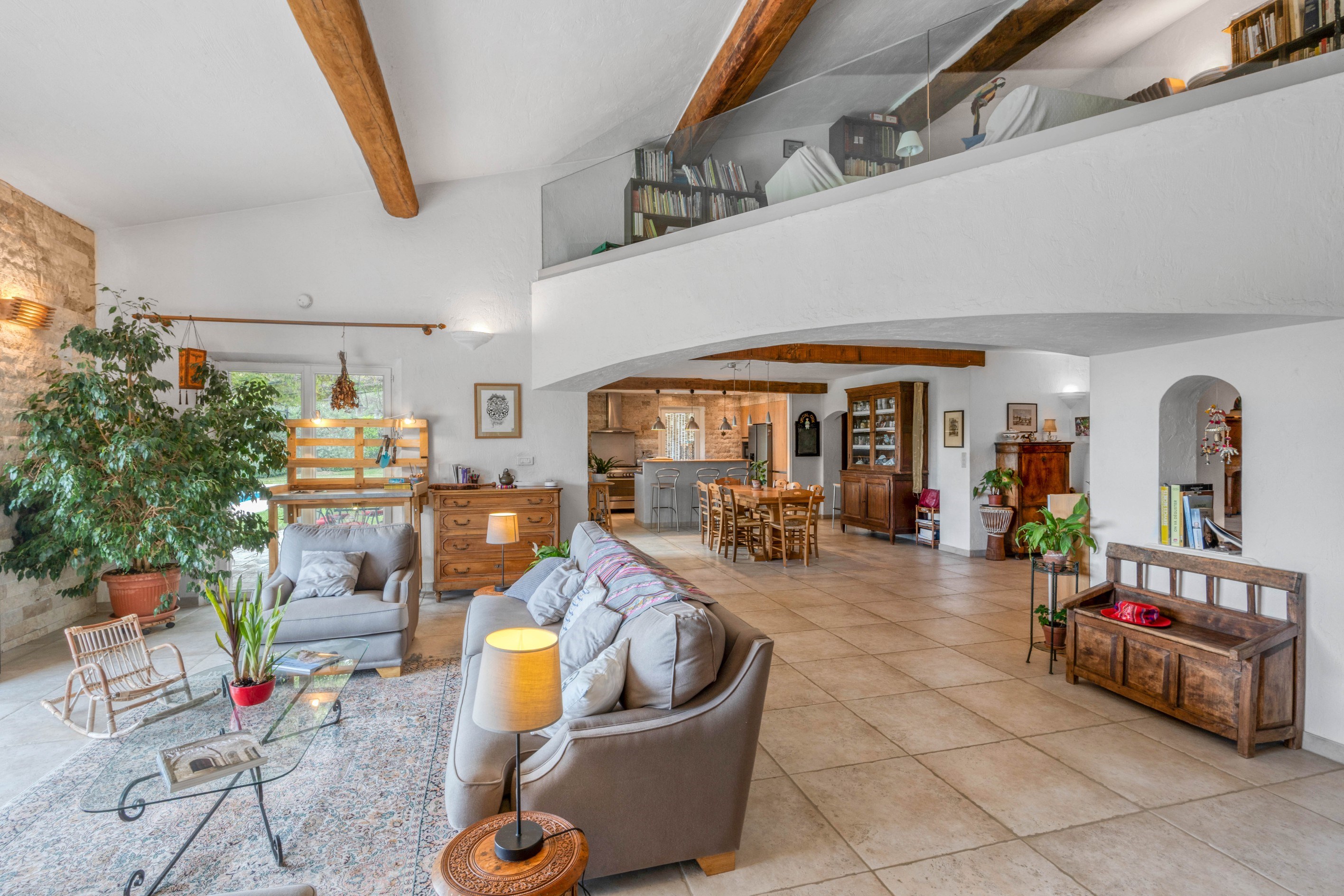  Grasse Saint-Mathieu, private villa with pool, 6 bedrooms and independent apart… - 物件實景