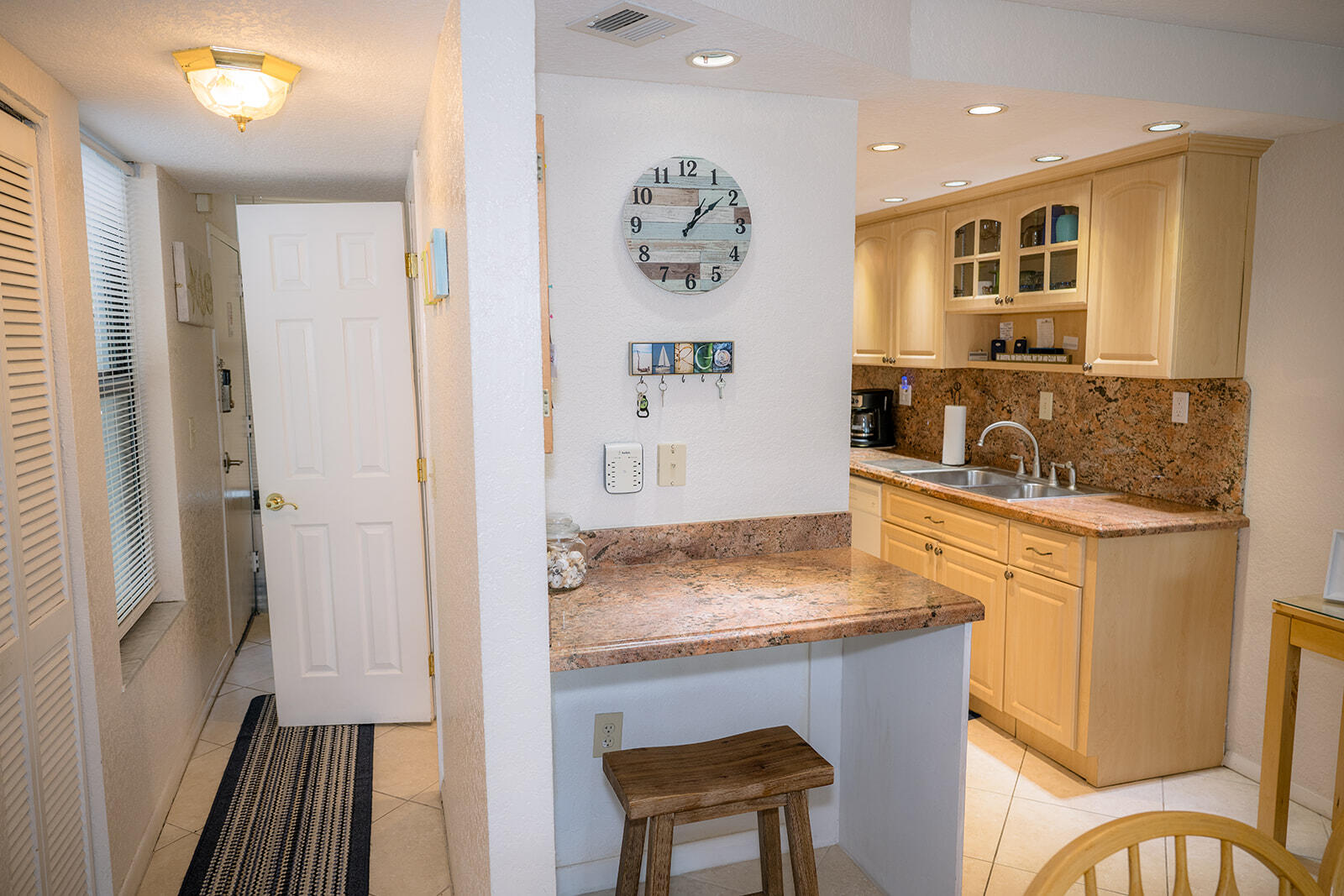 KEY LARGO, Florida, 33037, United States, 2 Bedrooms Bedrooms, ,2 BathroomsBathrooms,Residential,For Sale,1891316