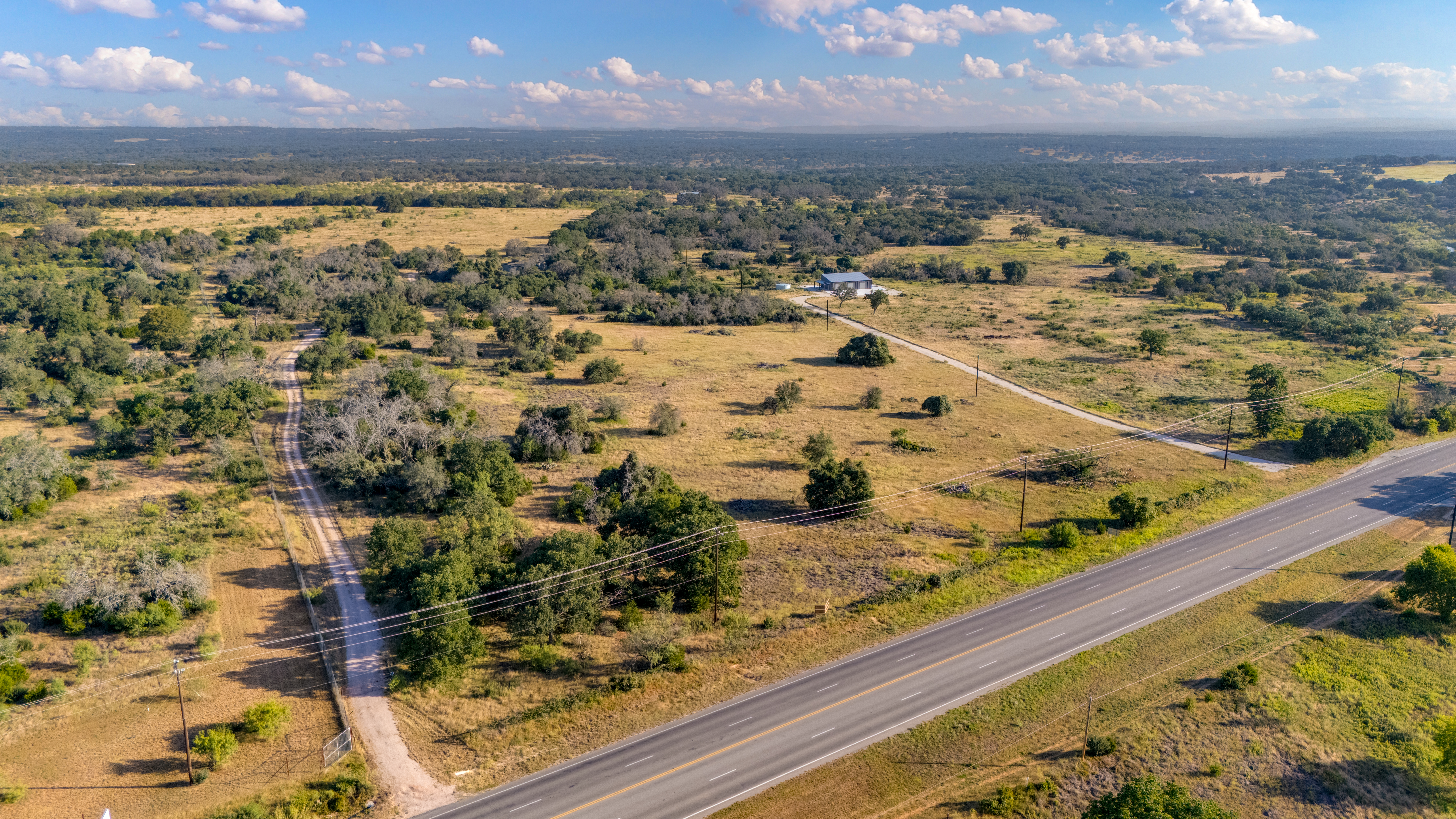 7994 W U.S. Highway 290, Johnson City, TX 78636 - 物件實景