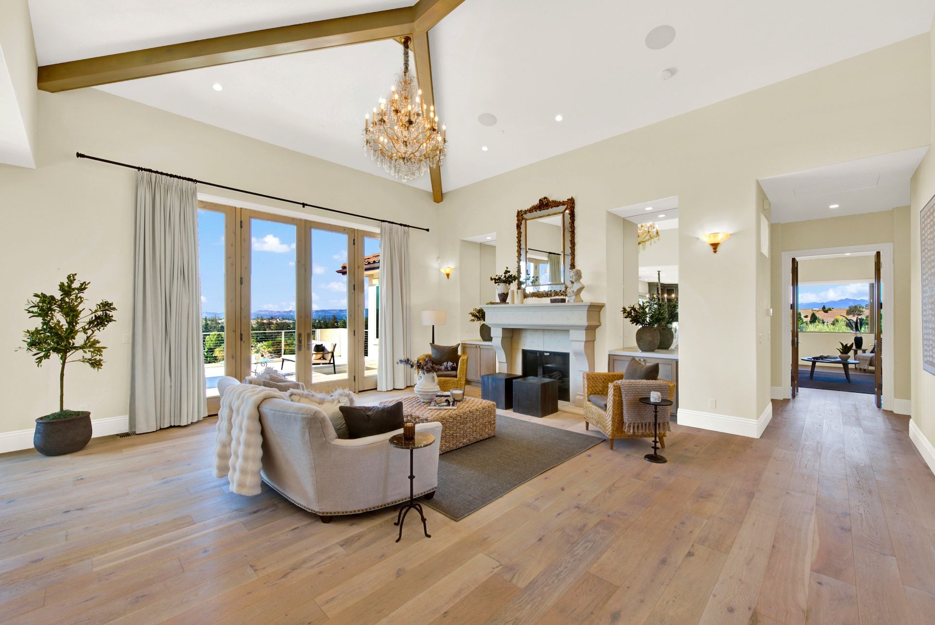  Mediterranean-Inspired Silverado Crest Home - 物件實景