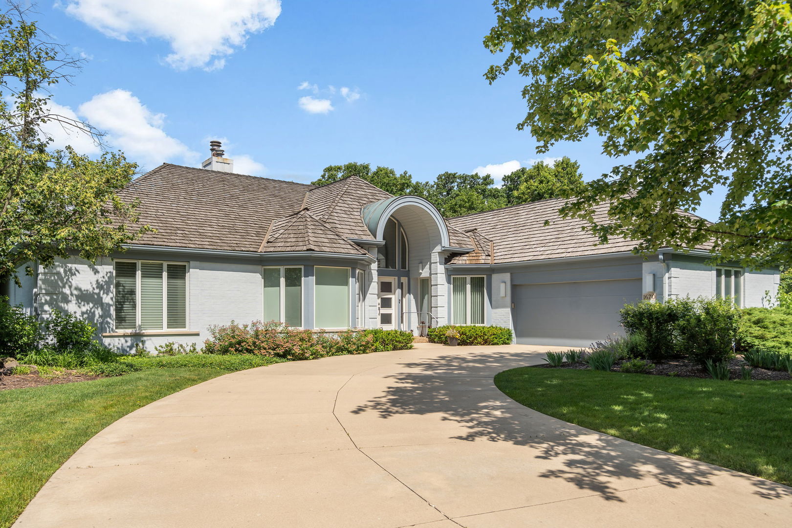 Highland Park, Illinois, 60035, United States, 2 Bedrooms Bedrooms, ,3 BathroomsBathrooms,Residential,For Sale,1903435