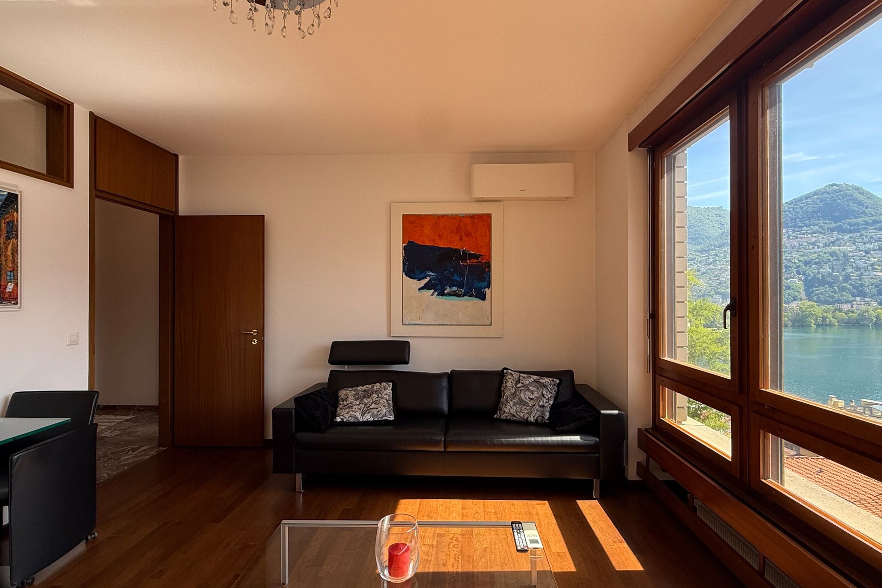  A pied-à-terre in central Lugano with commanding views - 物件實景