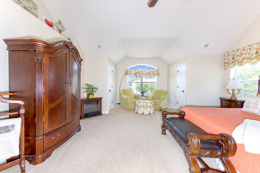 Chesapeake, Virginia, 23322, United States, 6 Bedrooms Bedrooms, ,3 BathroomsBathrooms,Residential,For Sale,1927951