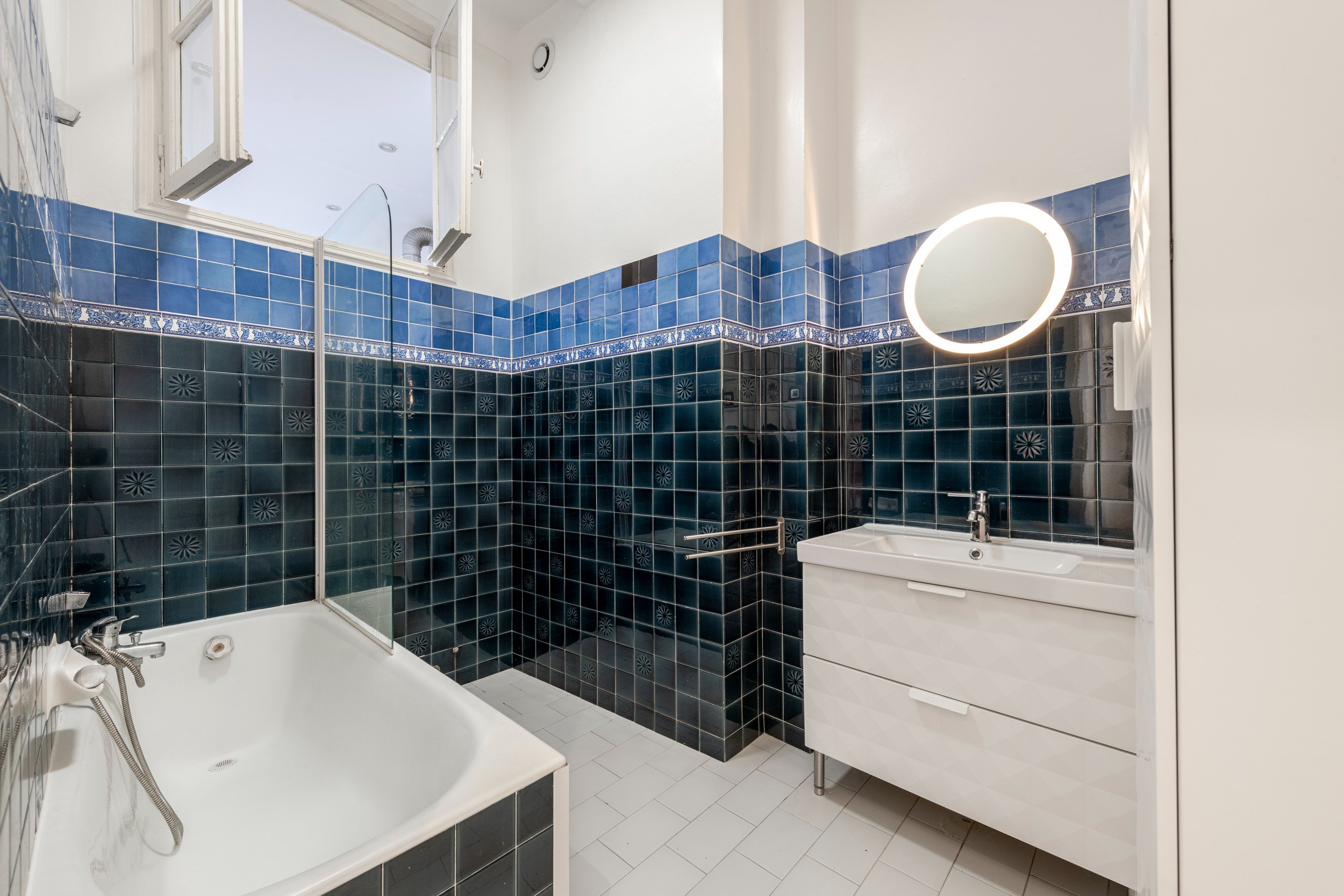  Nice city centre elegant 3 bedroom bourgeois apartment near Boulevard Dubouchage - 物件實景