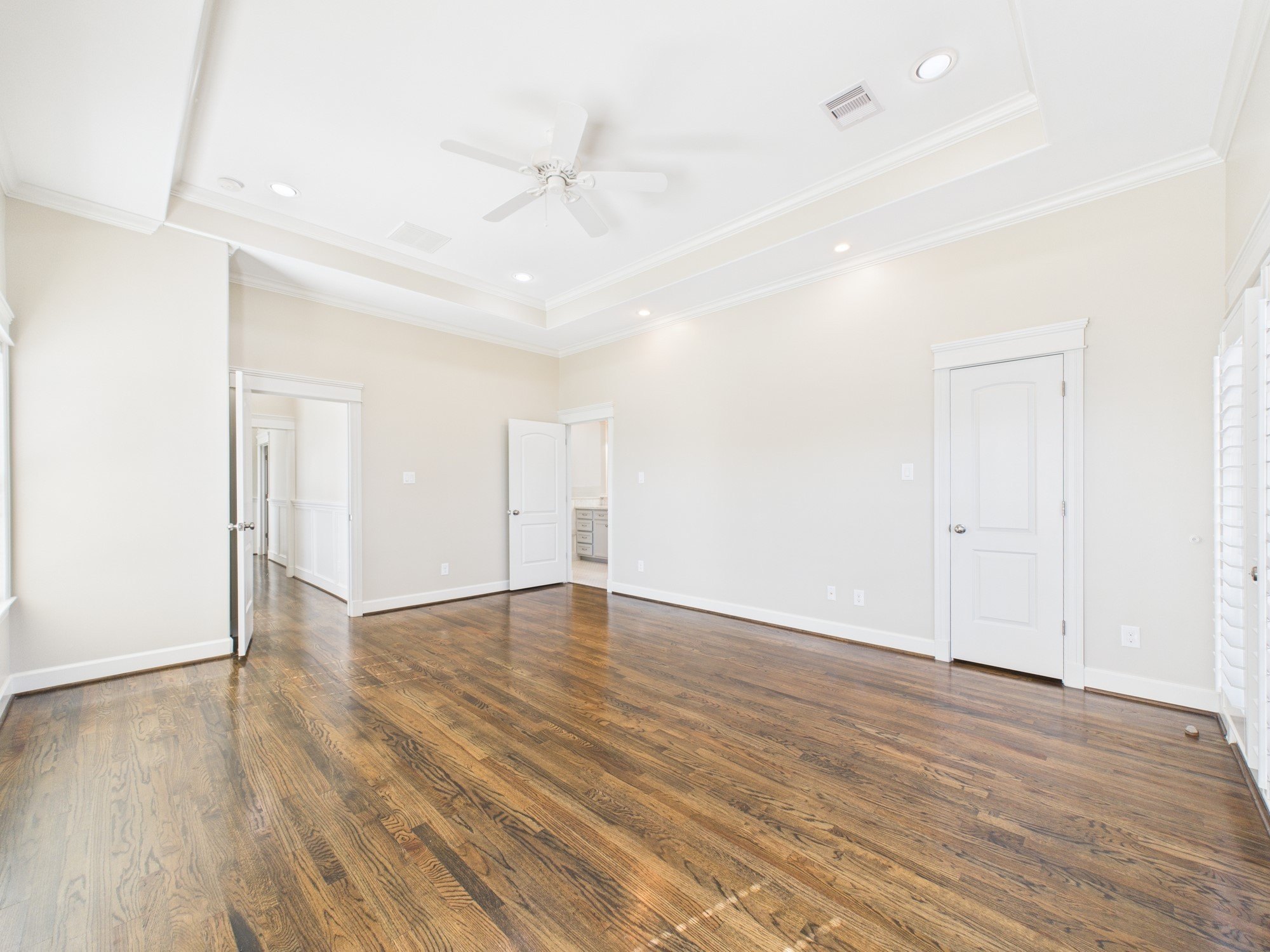 Houston, Texas, 77007, United States, 3 Bedrooms Bedrooms, ,4 BathroomsBathrooms,Residential,For Sale,1990777