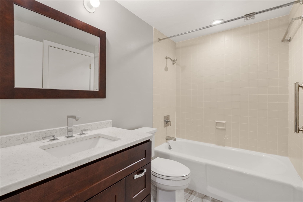 Cambridge, Massachusetts, 02138, United States, 1 Bedroom Bedrooms, ,1 BathroomBathrooms,Residential,For Sale,1883124