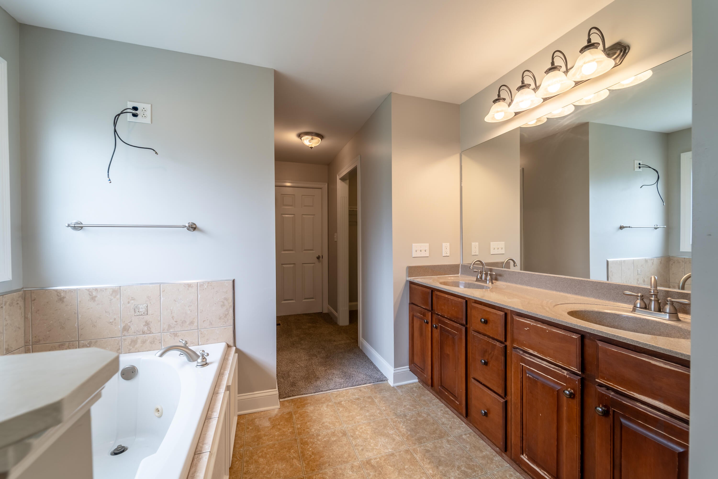 Richmond, Kentucky, 40475, United States, 3 Bedrooms Bedrooms, ,2 BathroomsBathrooms,Residential,For Sale,2047972