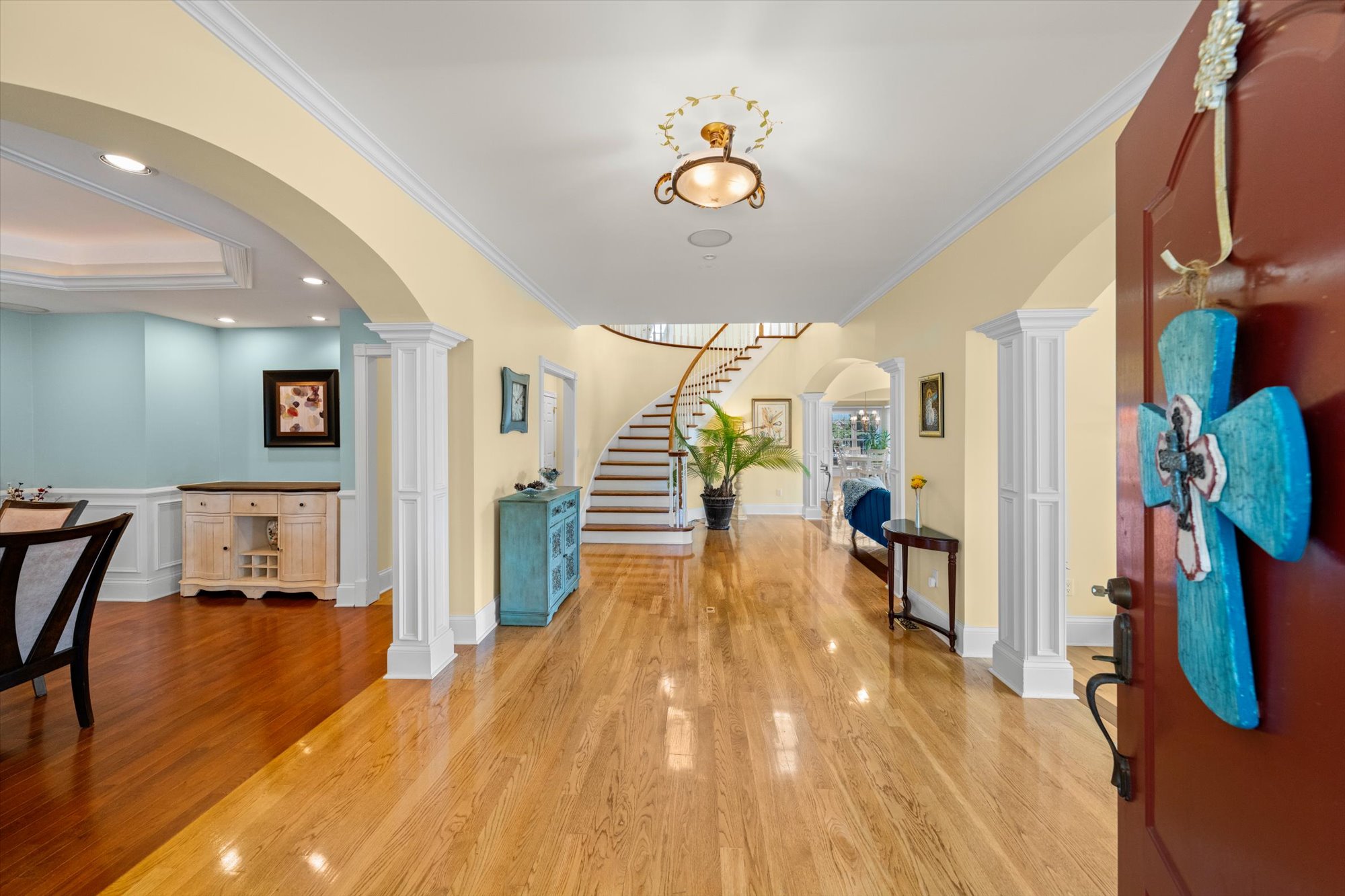 Sevierville, Tennessee, 37876-5201, United States, 3 Bedrooms Bedrooms, ,4 BathroomsBathrooms,Residential,For Sale,1810595