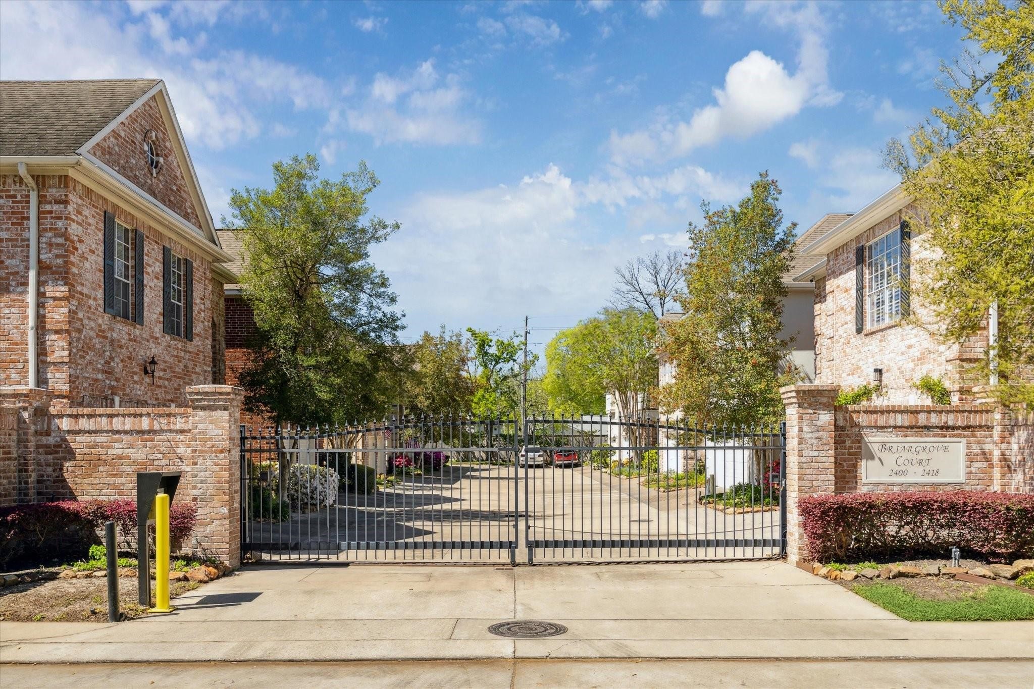  2410 Briar Ridge Drive - 物件實景