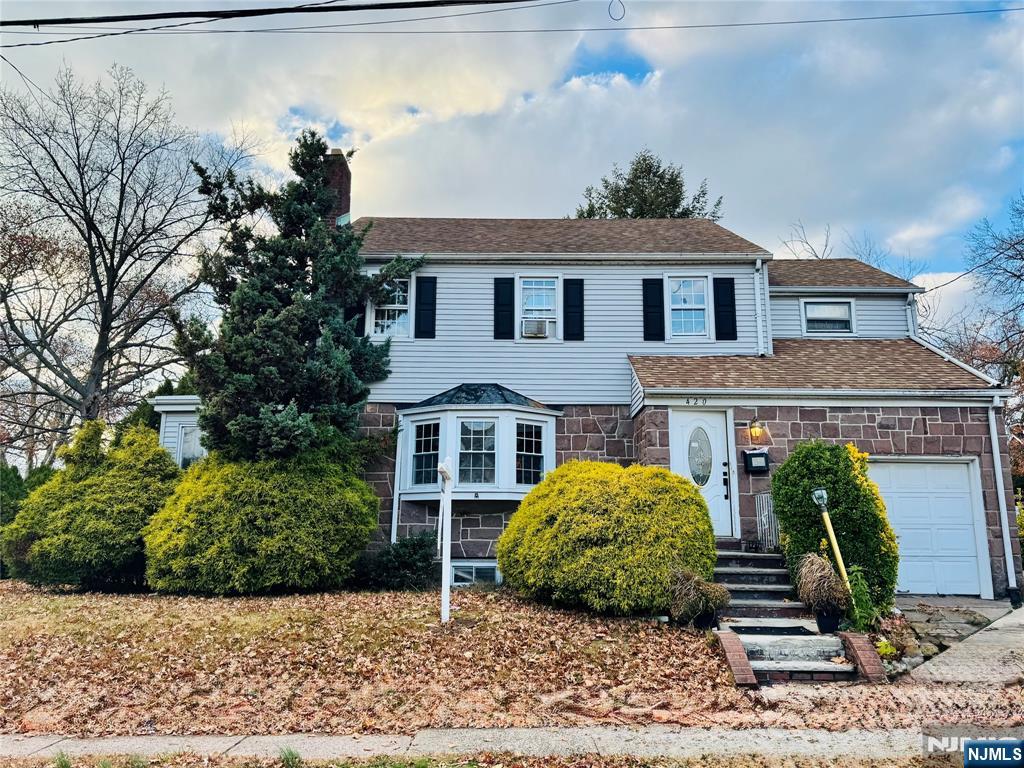 Paterson, New Jersey, 07504, United States, 4 Bedrooms Bedrooms, ,3 BathroomsBathrooms,Residential,For Sale,2001886
