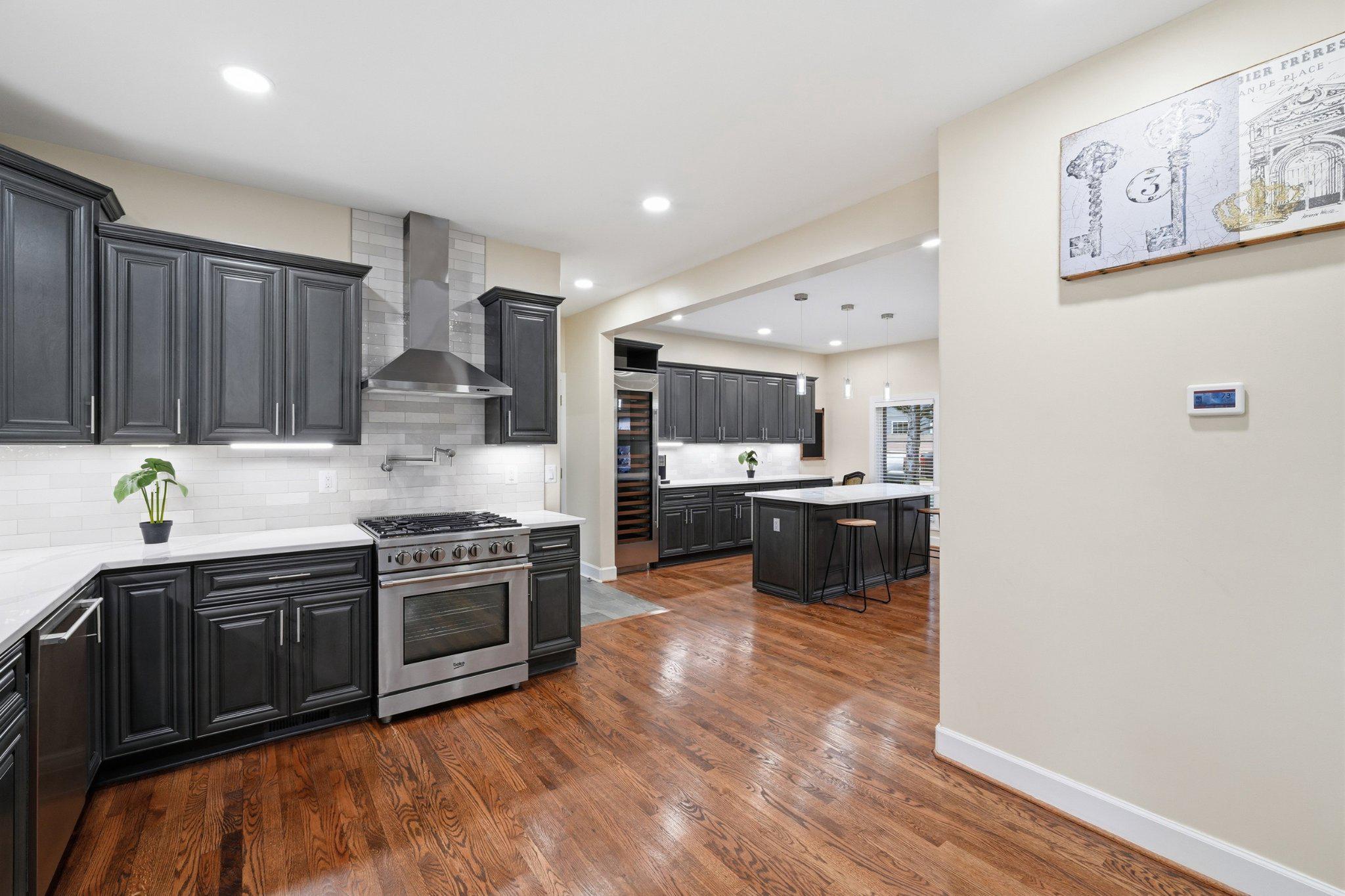  6340 Old Dominion Drive, Mclean, VA, 22101 - 物件實景