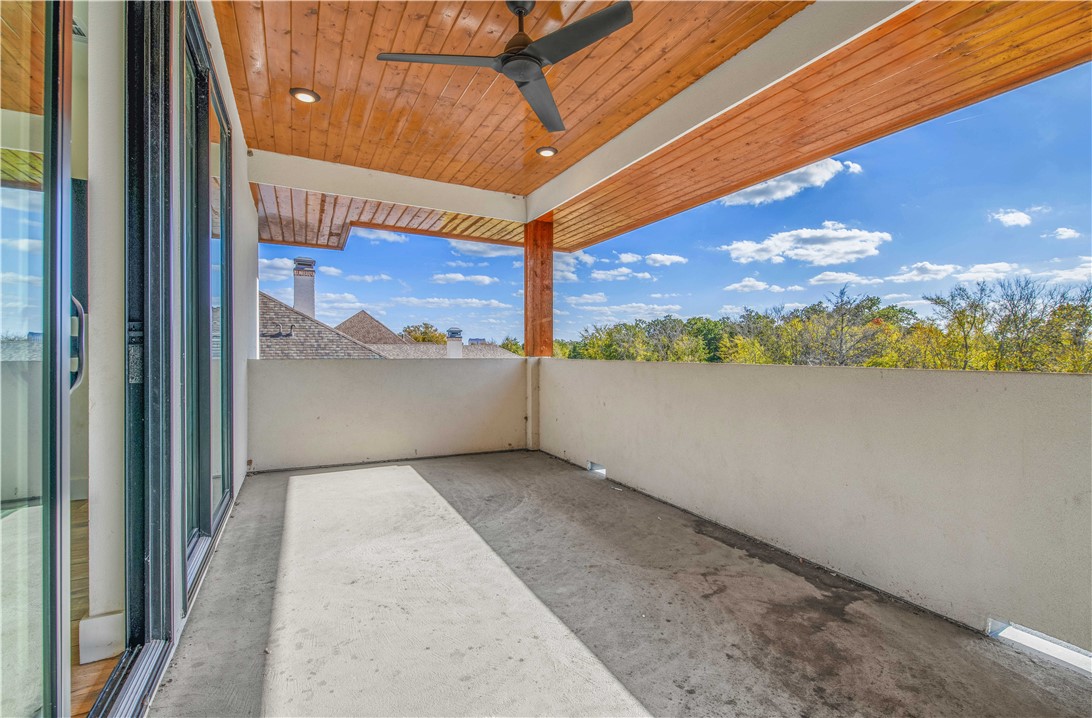 Bryan, Texas, 77802, United States, 5 Bedrooms Bedrooms, ,5 BathroomsBathrooms,Residential,For Sale,2001196