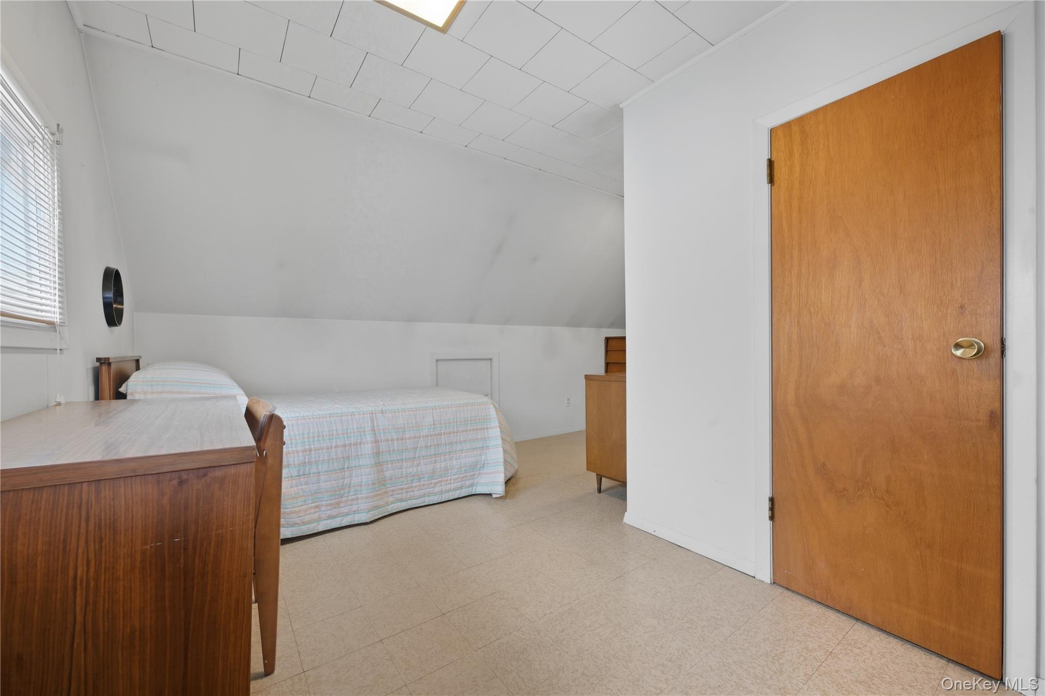 Levittown, New York, 11756, United States, 4 Bedrooms Bedrooms, ,1 BathroomBathrooms,Residential,For Sale,1987687