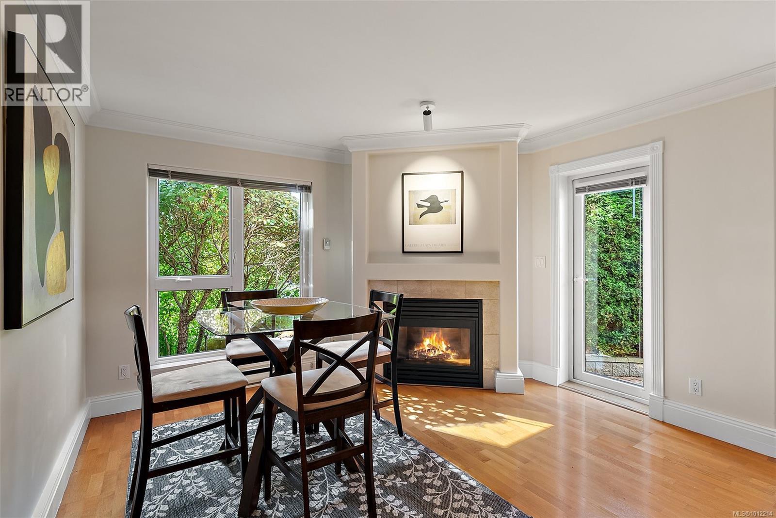 VICTORIA, British Columbia, V9A 7M5, CA, 4 Bedrooms Bedrooms, ,4 BathroomsBathrooms,Residential,For Sale,1947216