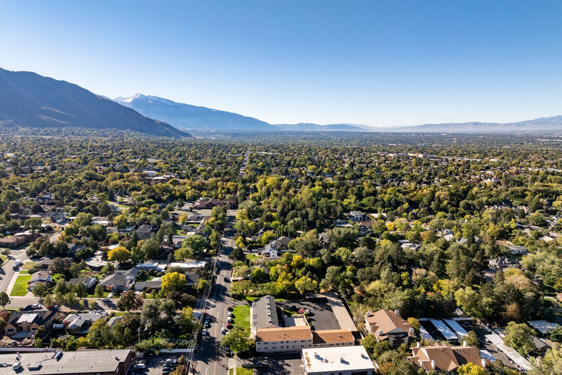 Solid Millcreek Home with Huge Workshop - 物件實景
