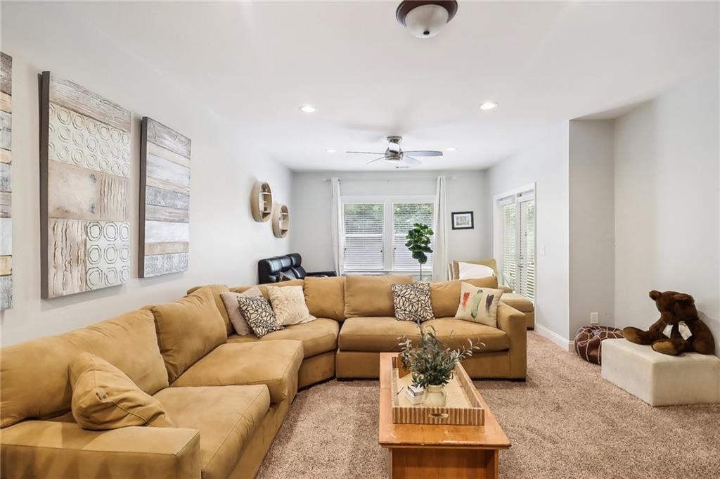 Atlanta, Georgia, 30339, United States, 3 Bedrooms Bedrooms, ,4 BathroomsBathrooms,Residential,For Sale,2003364