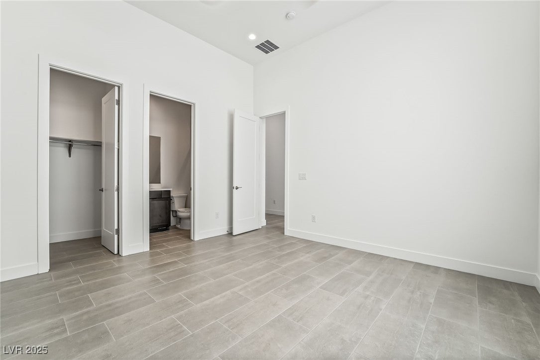 Las Vegas, Nevada, 89135, United States, 4 Bedrooms Bedrooms, ,5 BathroomsBathrooms,Residential,For Sale,1974959