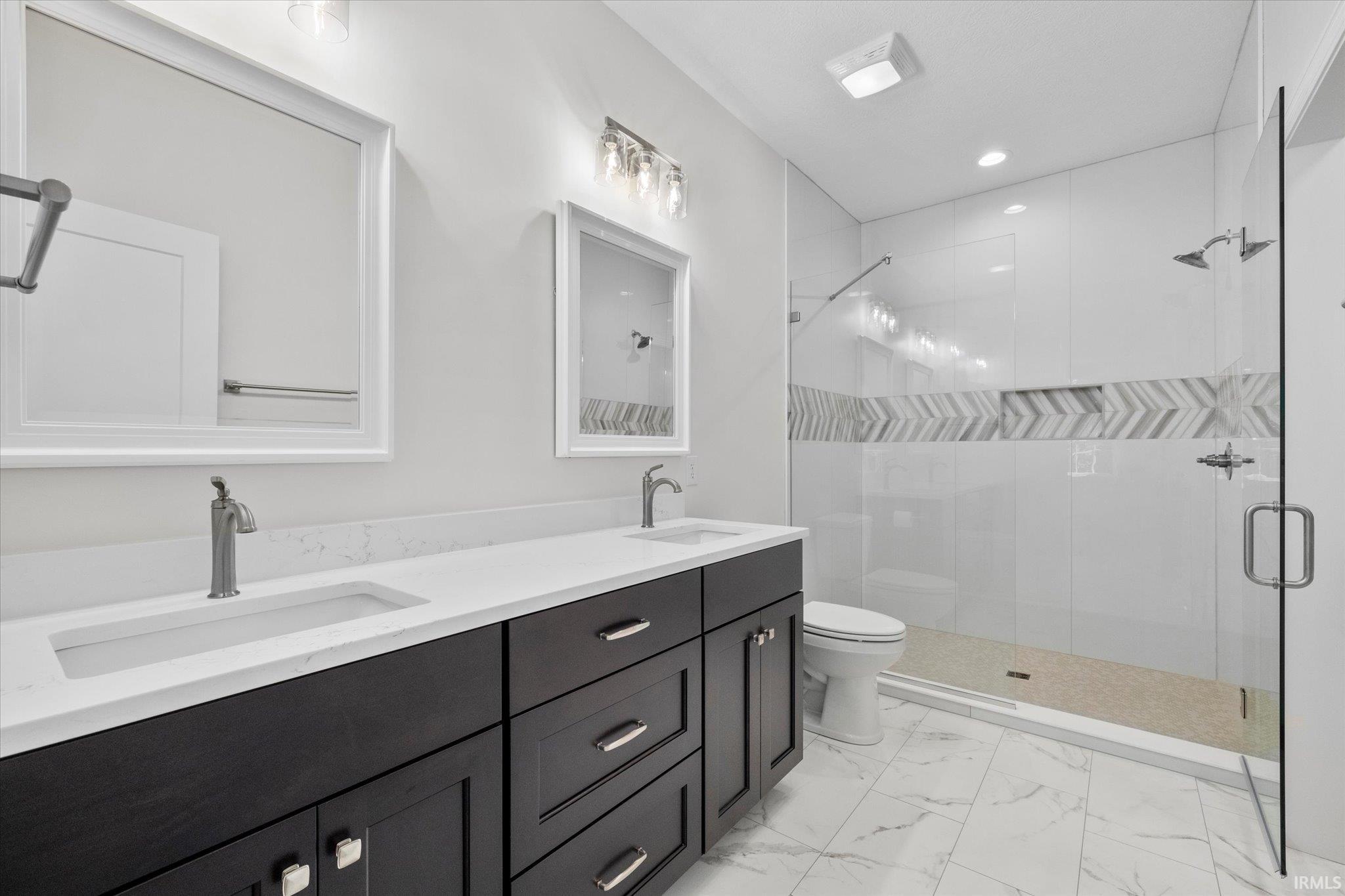 Bloomington, Indiana, 47401, United States, 3 Bedrooms Bedrooms, ,3 BathroomsBathrooms,Residential,For Sale,1977138