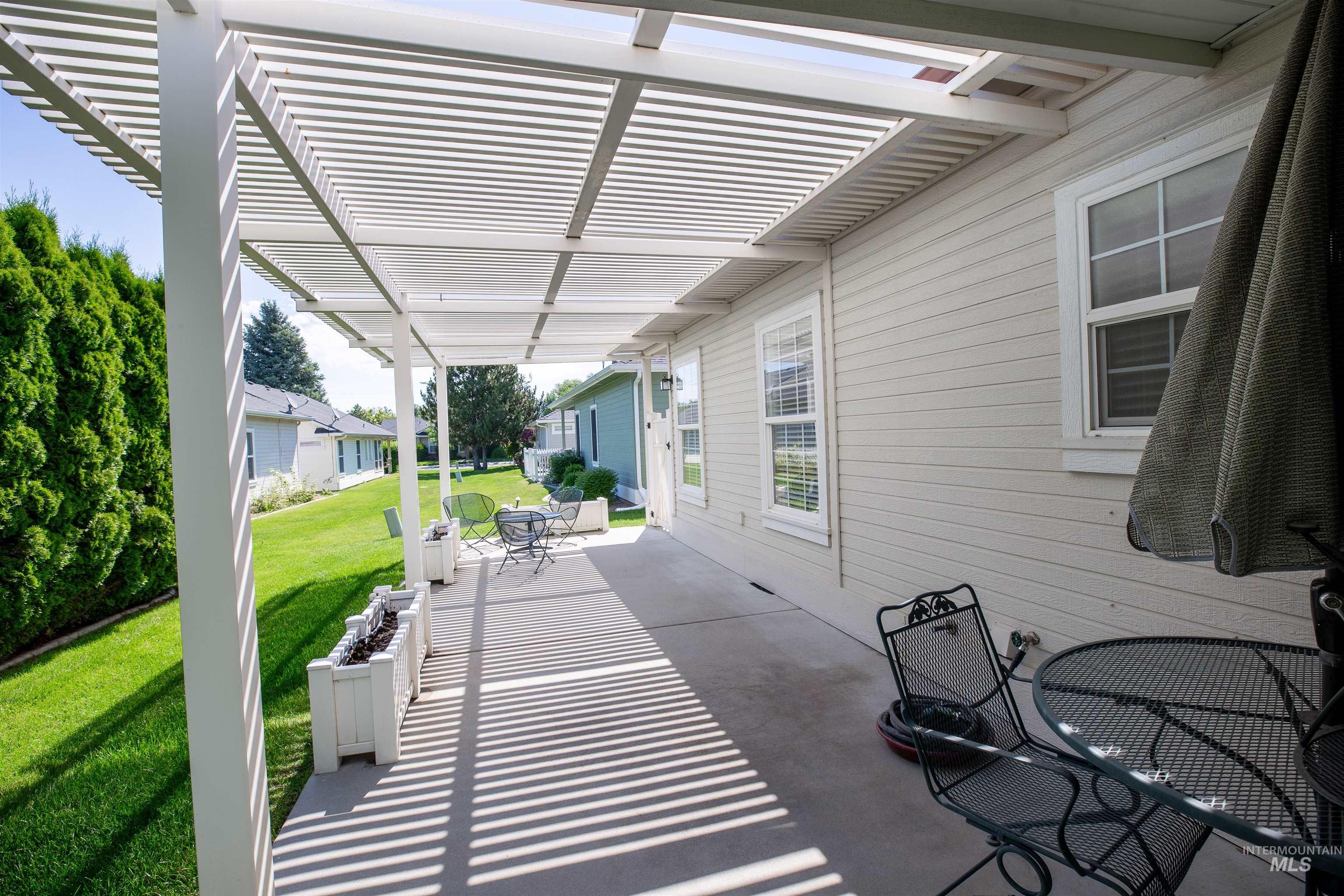Meridian, Idaho, 83646, United States, 2 Bedrooms Bedrooms, ,Residential,For Sale,1889907