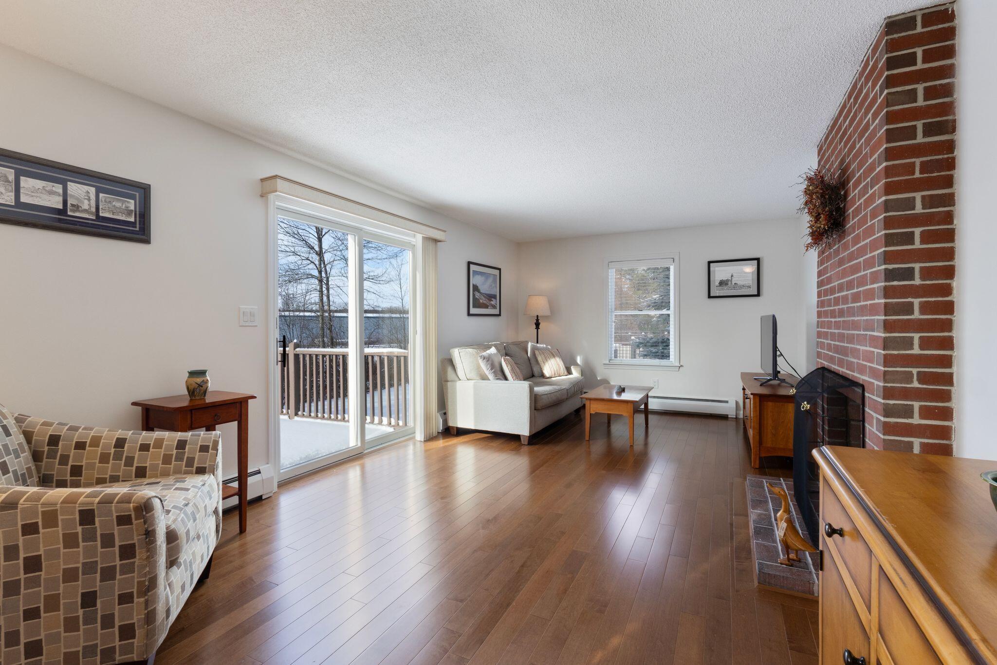 Portland, Maine, 04103, United States, 3 Bedrooms Bedrooms, ,3 BathroomsBathrooms,Residential,For Sale,2002242