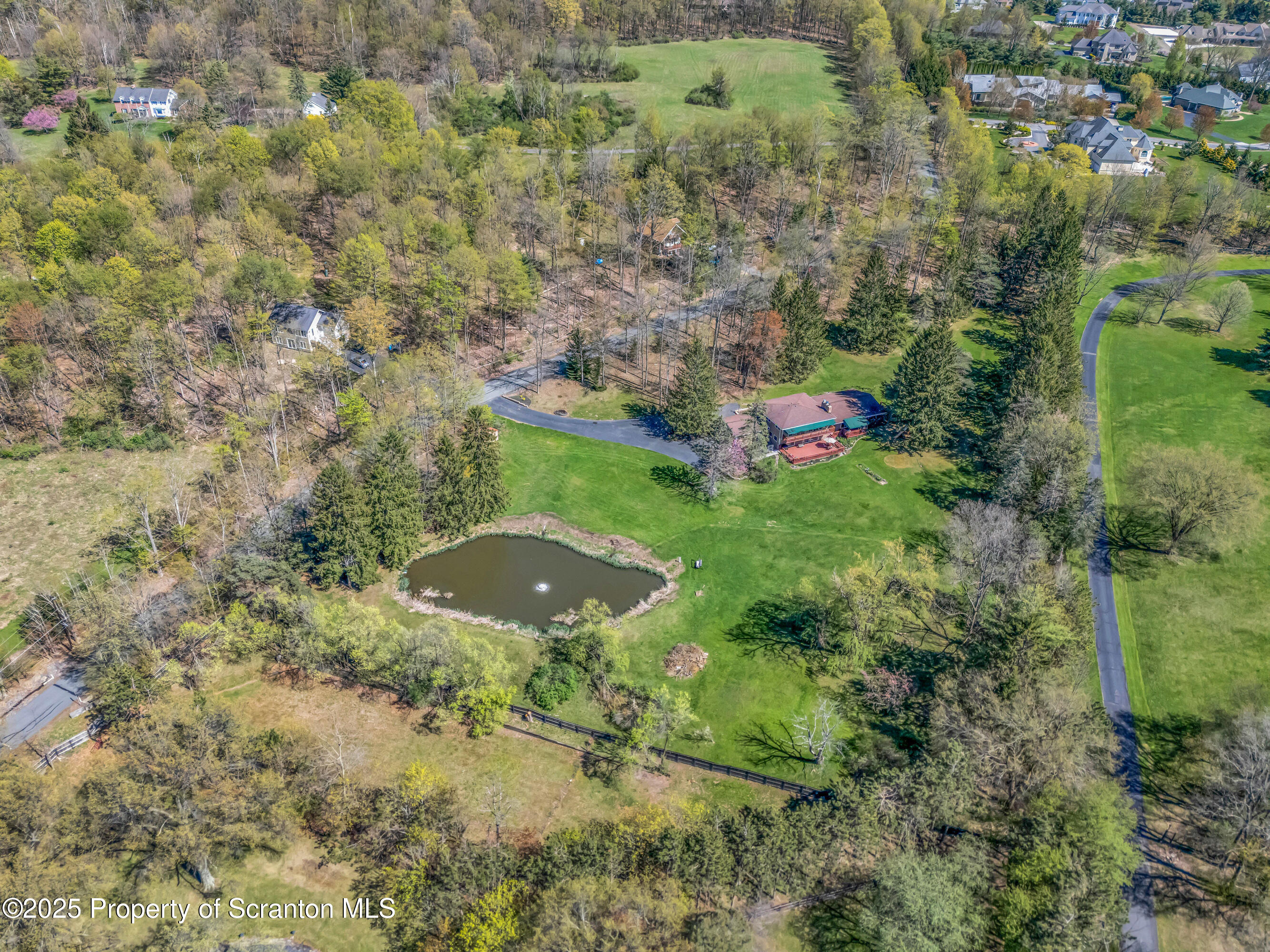 Clarks Summit, Pennsylvania, 18411, United States, 5 Bedrooms Bedrooms, ,4 BathroomsBathrooms,Residential,For Sale,1971485