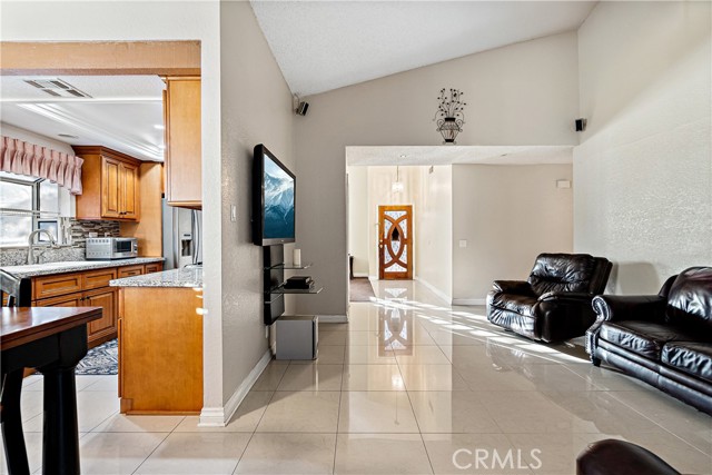 Pico Rivera, California, 90660, United States, 4 Bedrooms Bedrooms, ,2 BathroomsBathrooms,Residential,For Sale,1886911