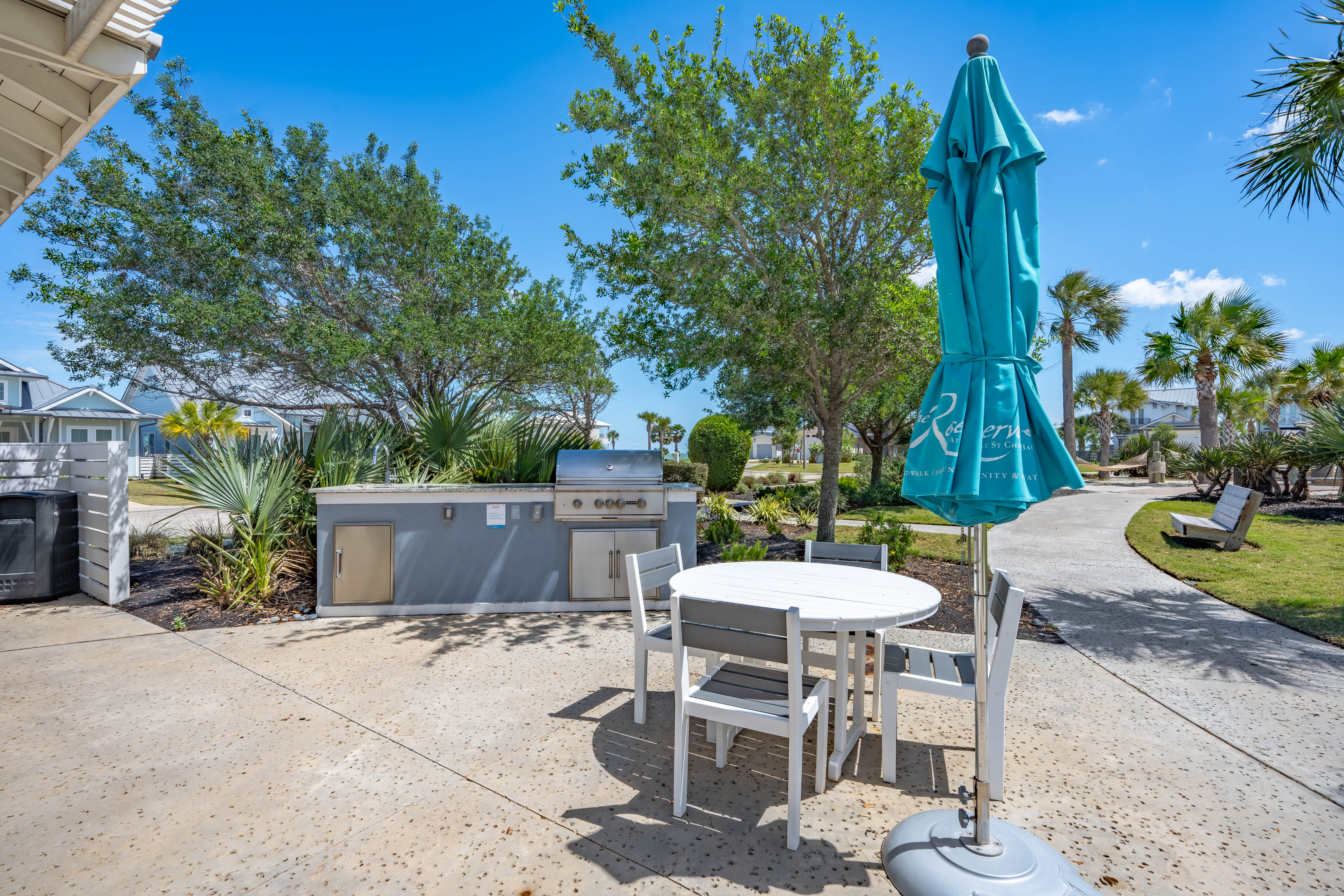  Relaxing 4BR Waterfront Condo - 物件實景