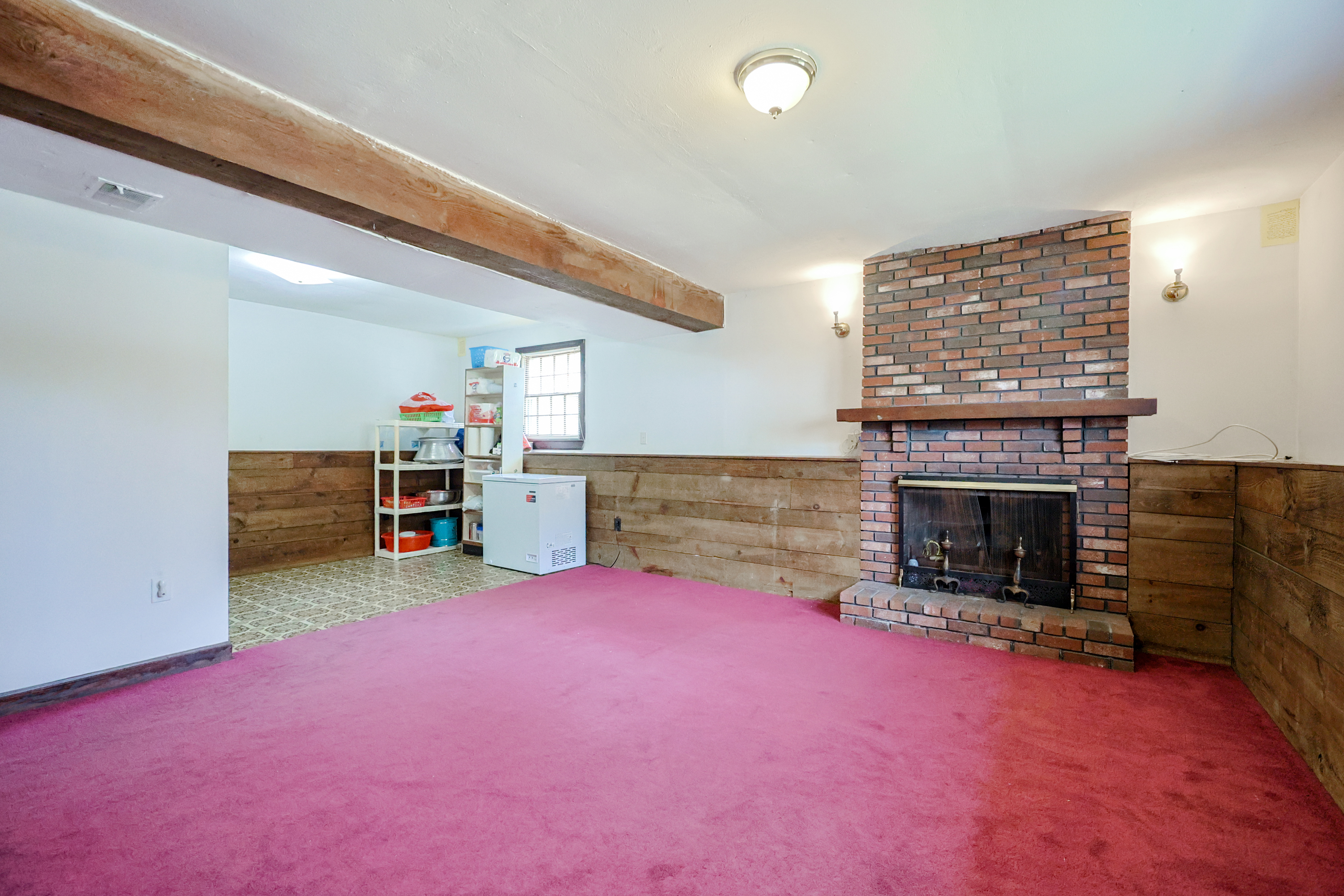 Burlington, Massachusetts, 01803, United States, 3 Bedrooms Bedrooms, ,1 BathroomBathrooms,Residential,For Sale,1906310