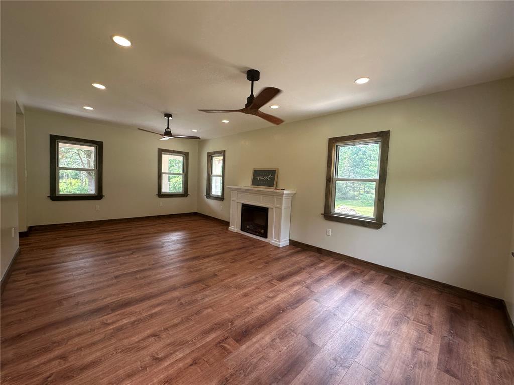 Narrowsburg, New York, 12764, United States, 4 Bedrooms Bedrooms, ,2 BathroomsBathrooms,Residential,For Sale,1923513