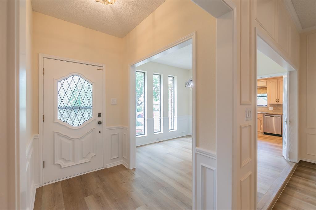 Bedford, Texas, 76021, United States, 3 Bedrooms Bedrooms, ,2 BathroomsBathrooms,Residential,For Sale,1942706