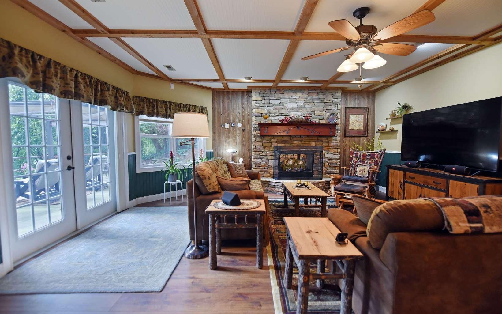 Hiawassee, Georgia, 30546, United States, 4 Bedrooms Bedrooms, ,4 BathroomsBathrooms,Residential,For Sale,1746240