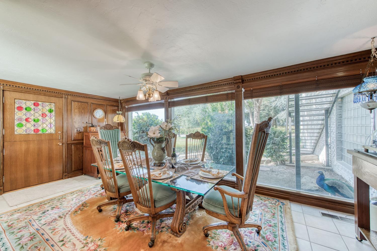 Kerman, California, 93630, United States, 5 Bedrooms Bedrooms, ,3 BathroomsBathrooms,Residential,For Sale,1928392