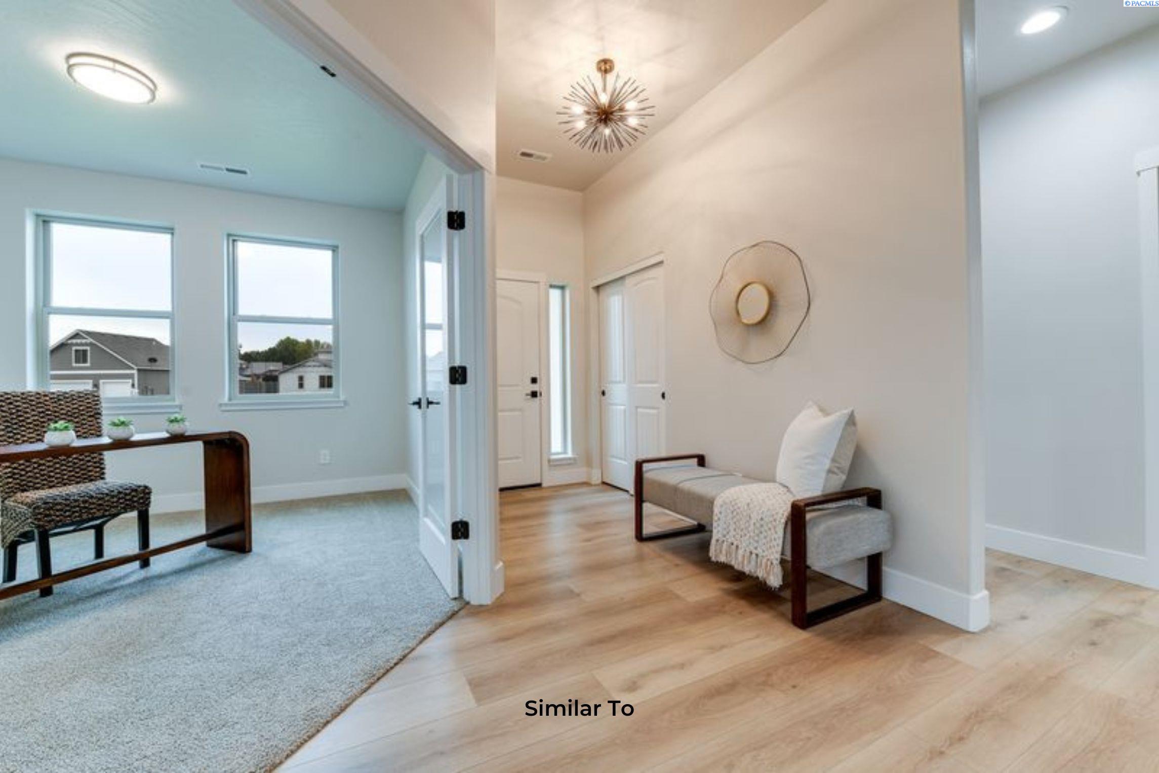 Kennewick, Washington, 99338, United States, 4 Bedrooms Bedrooms, ,2 BathroomsBathrooms,Residential,For Sale,1829366