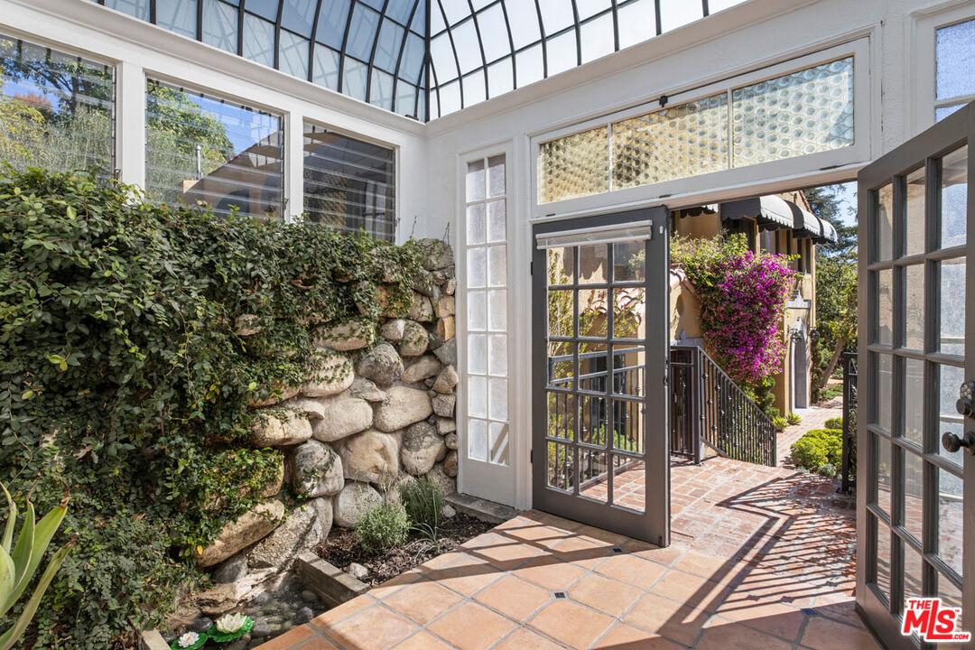 Los Angeles, California, 90065, United States, 5 Bedrooms Bedrooms, ,5 BathroomsBathrooms,Residential,For Sale,1987720