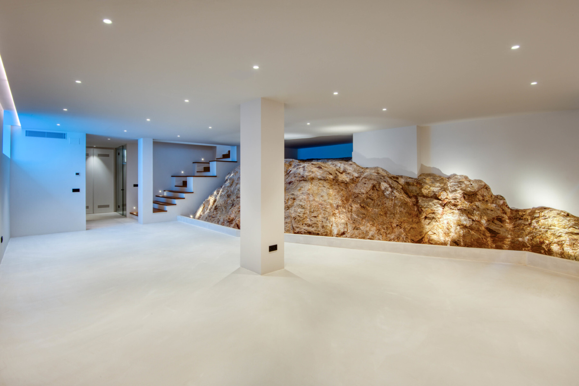  House with swimming pool and sea views in private urbanization in Sa Riera. - 物件實景