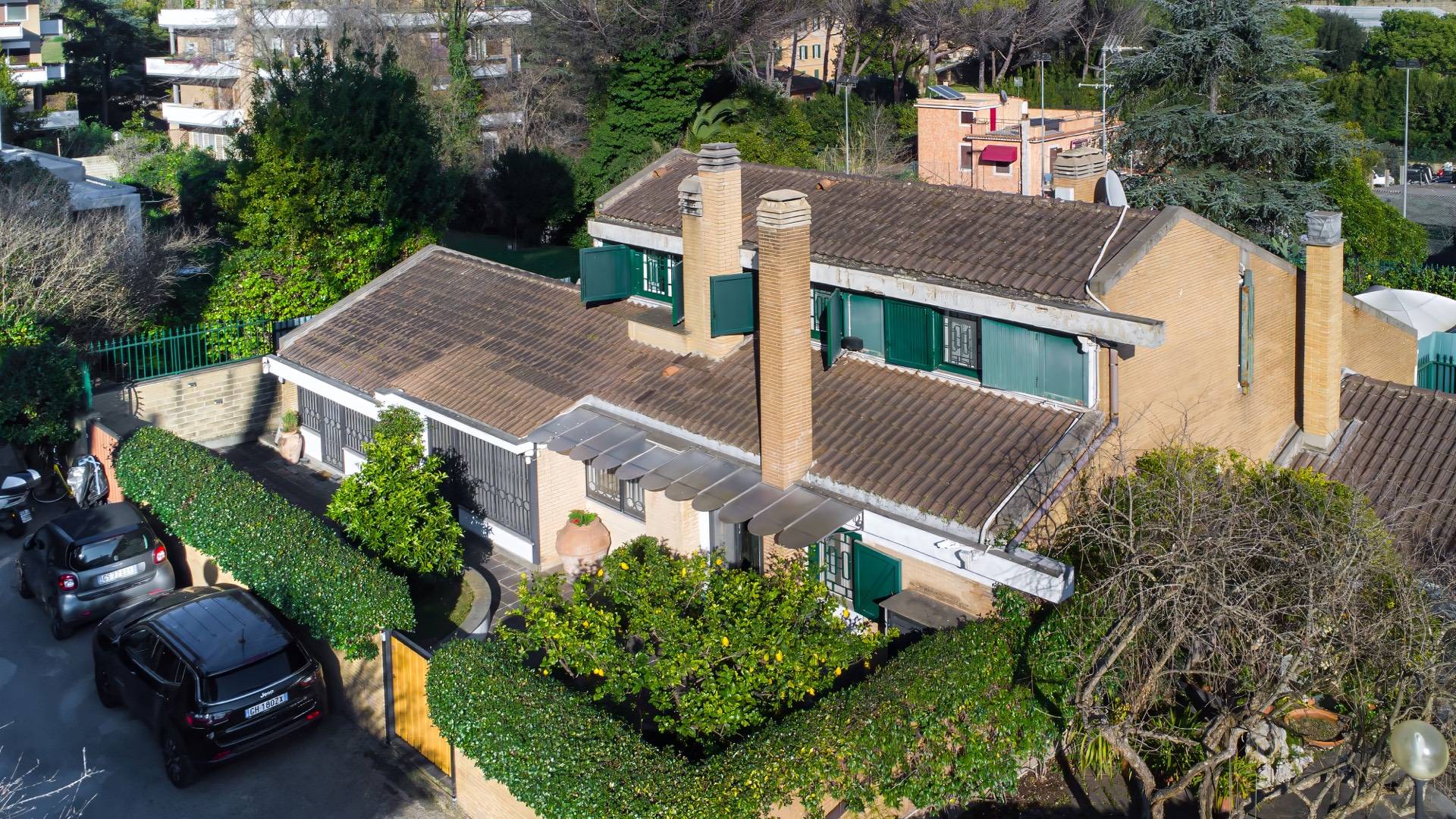 Roma, Roma, 00100, IT, 5 Bedrooms Bedrooms, ,7 BathroomsBathrooms,Residential,For Sale,1805365