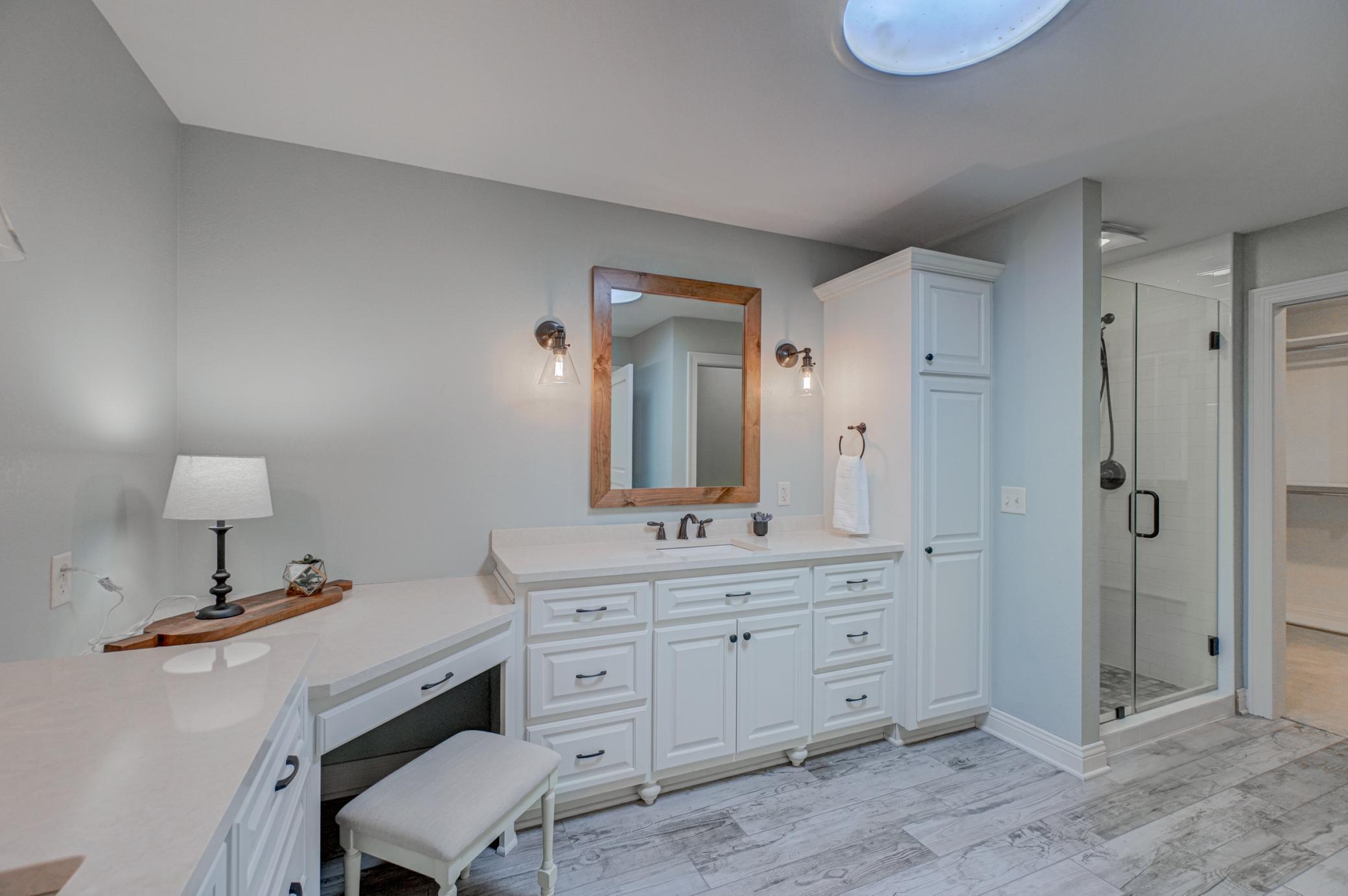 Eau Claire, Wisconsin, 54701, United States, 6 Bedrooms Bedrooms, ,2 BathroomsBathrooms,Residential,For Sale,1992855