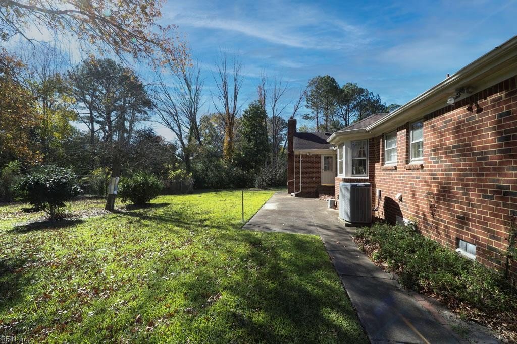 Virginia Beach, Virginia, 23464, United States, 5 Bedrooms Bedrooms, ,3 BathroomsBathrooms,Residential,For Sale,1996742