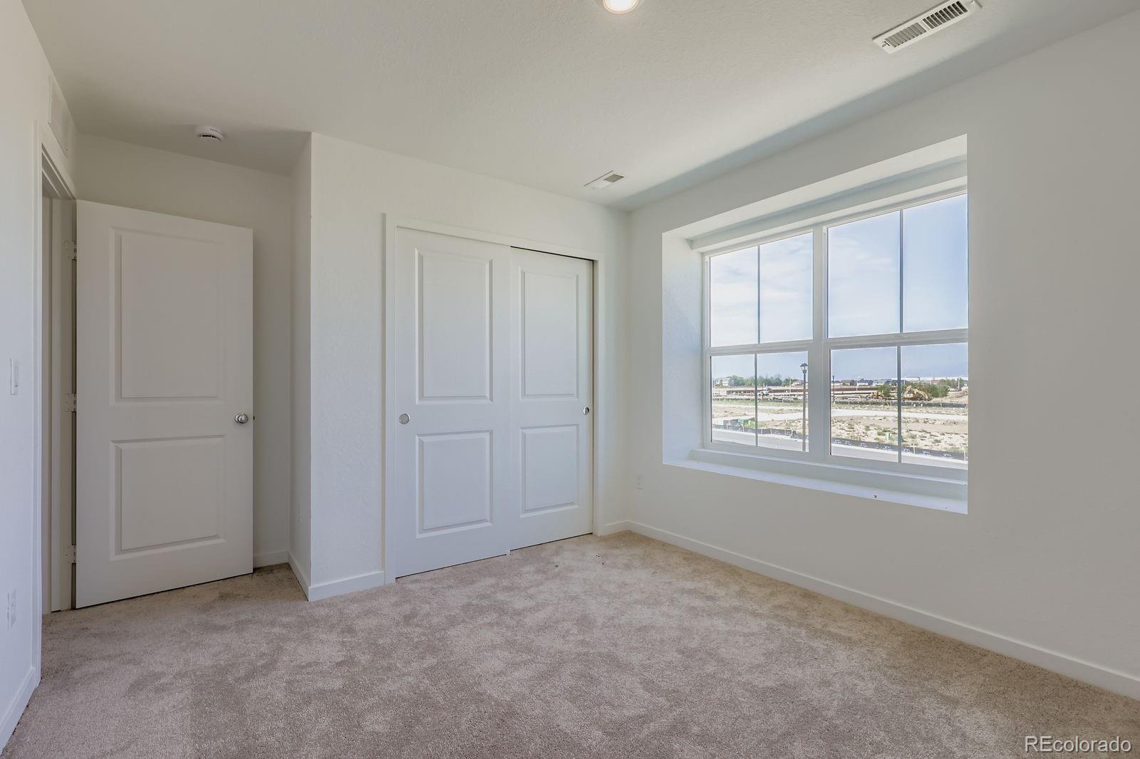 Thornton, Colorado, 80602, United States, 4 Bedrooms Bedrooms, ,2 BathroomsBathrooms,Residential,For Sale,1927480