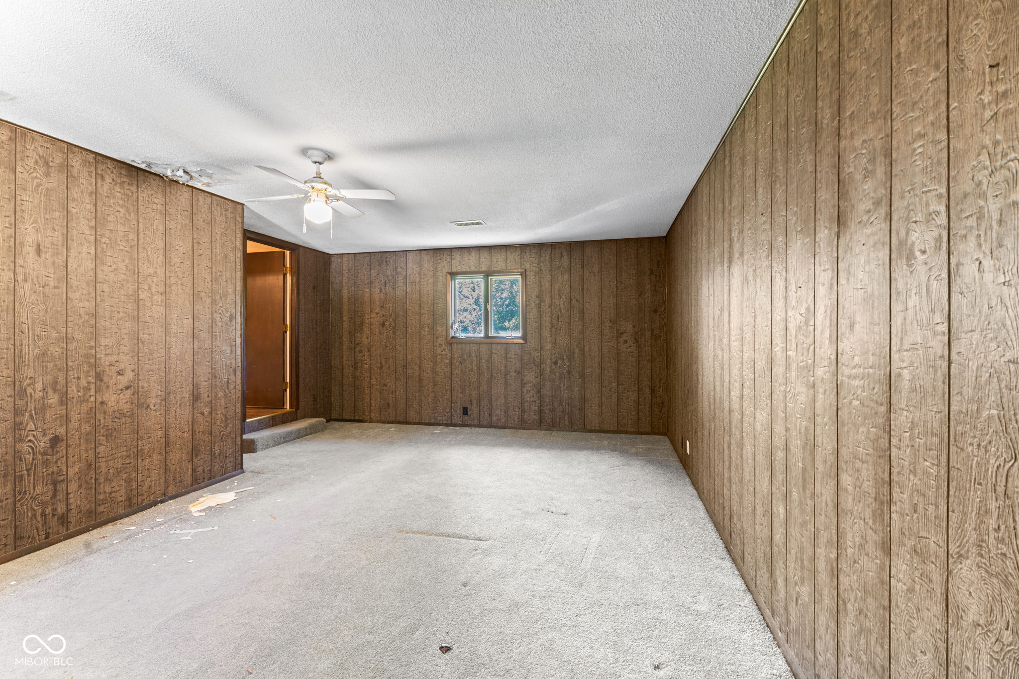 Shelburn, Indiana, 47879, United States, 4 Bedrooms Bedrooms, ,4 BathroomsBathrooms,Residential,For Sale,1925396