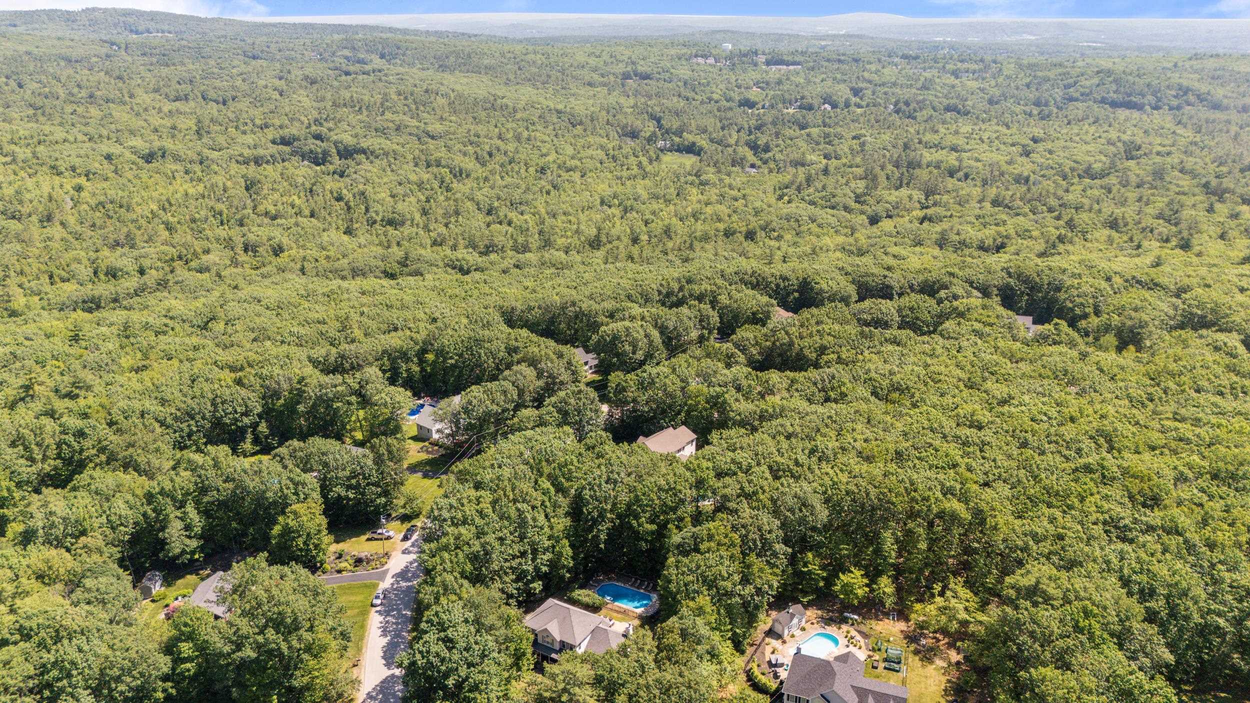 Goffstown, New Hampshire, 03045, United States, 4 Bedrooms Bedrooms, ,2 BathroomsBathrooms,Residential,For Sale,1873843