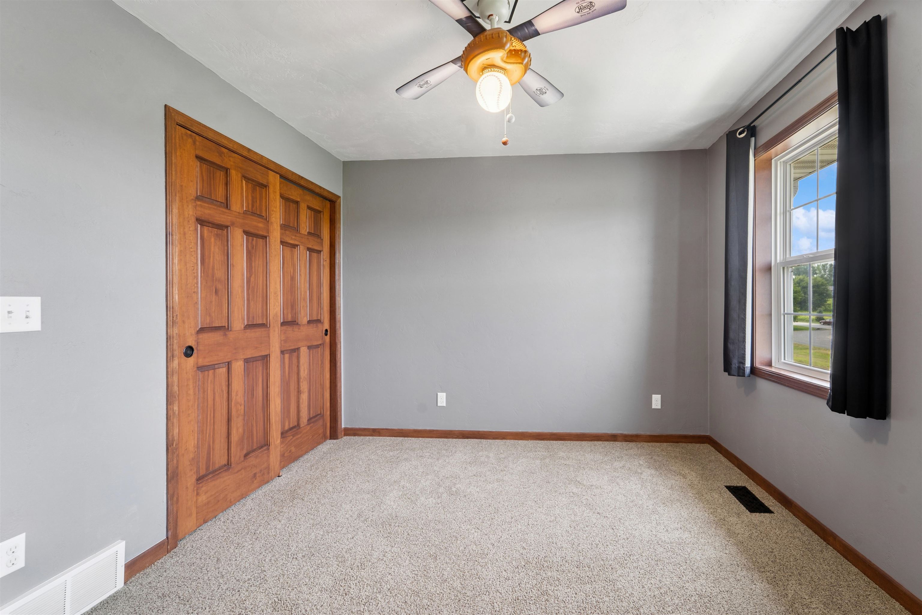 SHIOCTON, Wisconsin, 54170, United States, 4 Bedrooms Bedrooms, ,3 BathroomsBathrooms,Residential,For Sale,1912677