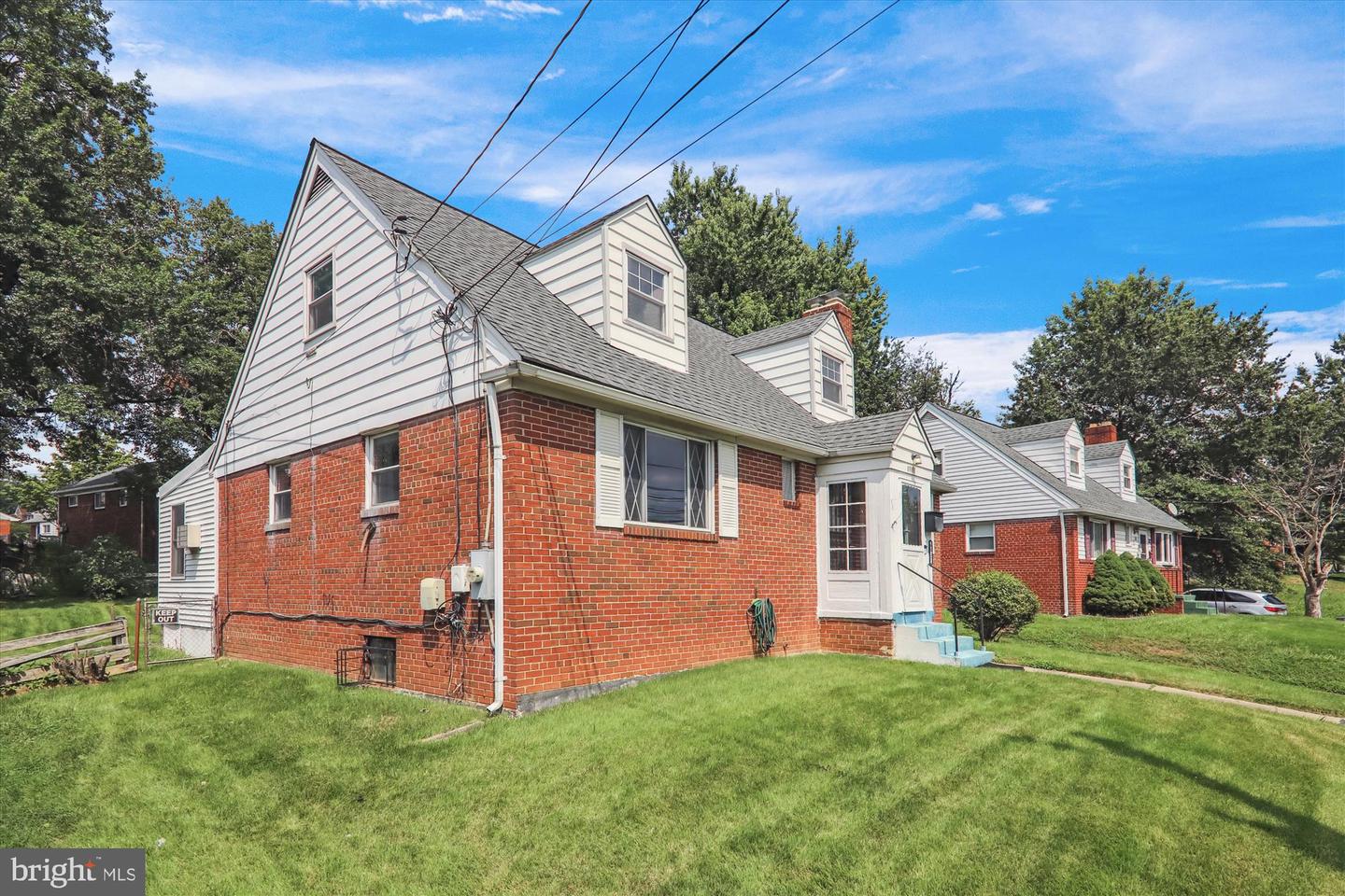 Silver Spring, Maryland, 20903, United States, 4 Bedrooms Bedrooms, ,2 BathroomsBathrooms,Residential,For Sale,1919736