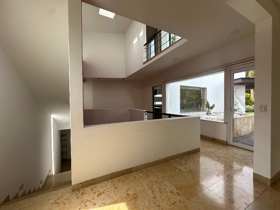 Querétaro, Querétaro, 76100, Mexico, 3 Bedrooms Bedrooms, ,4 BathroomsBathrooms,Residential,For Sale,1699269
